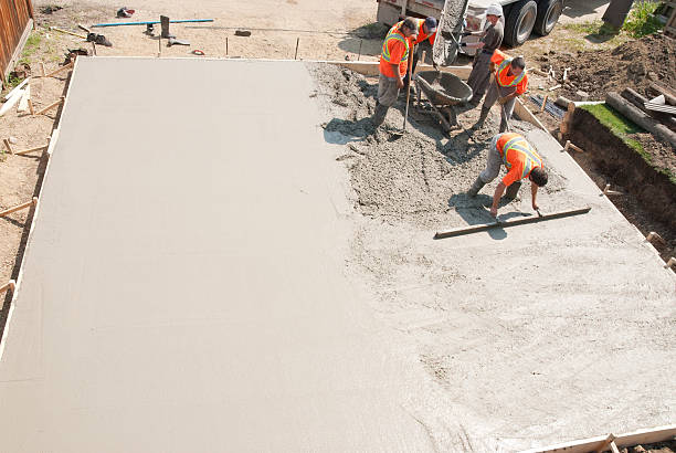 Best Best Concrete Contractor  in Cherry Grove, OH